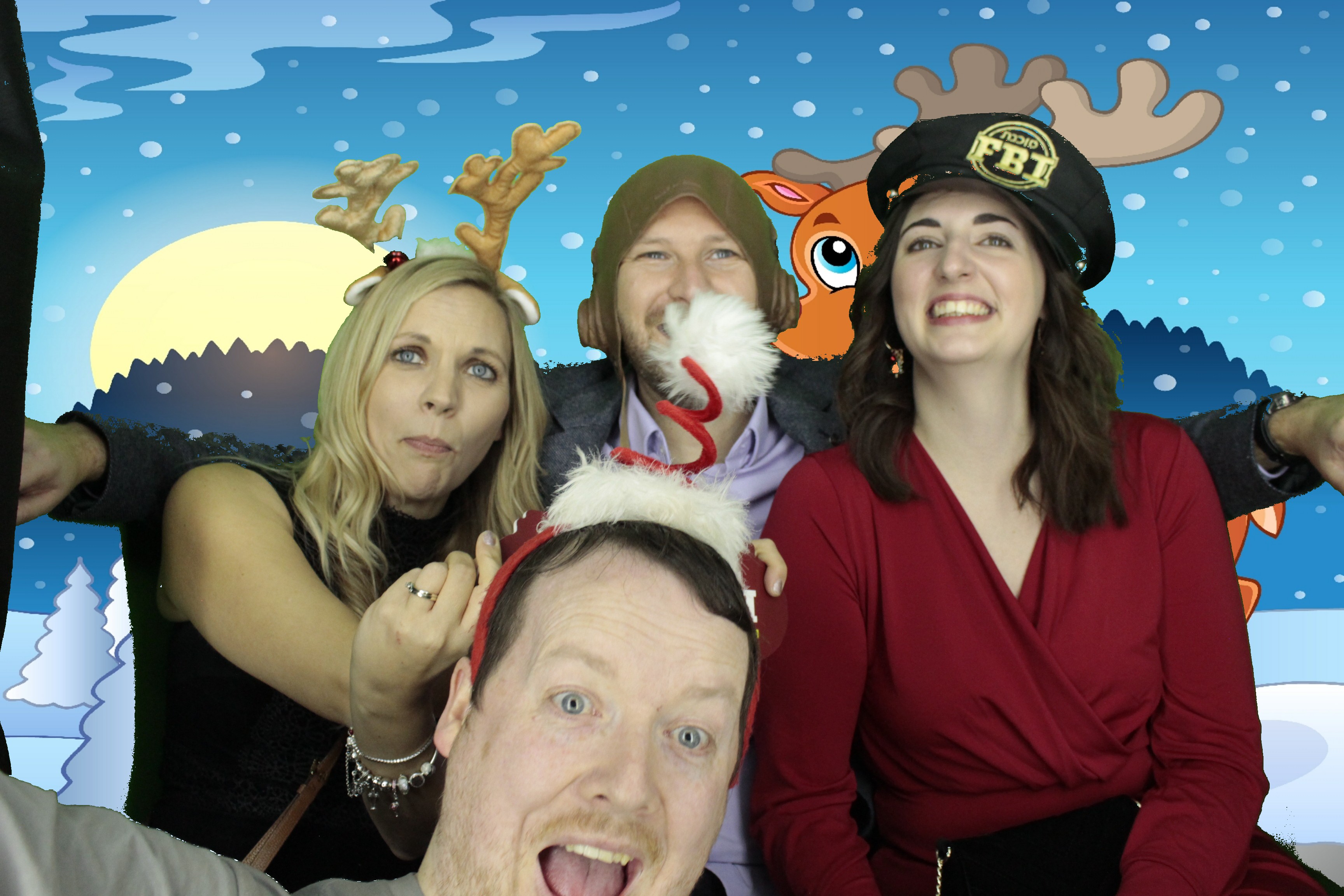 Ocean Network Express Christmas Party 2019 | View more photos from the event at gallery.myphotoboothexperience.co.uk/u/MyPhotoBoothExperienceLtd/Ocean-Network-Express-Christmas-Party-2019